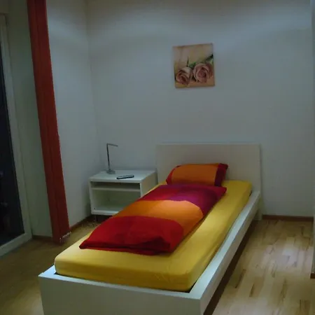 Ferienwohnung good bed Aarwangen Zimmer foto